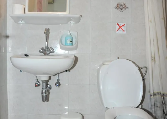 Mike Апартаменты *